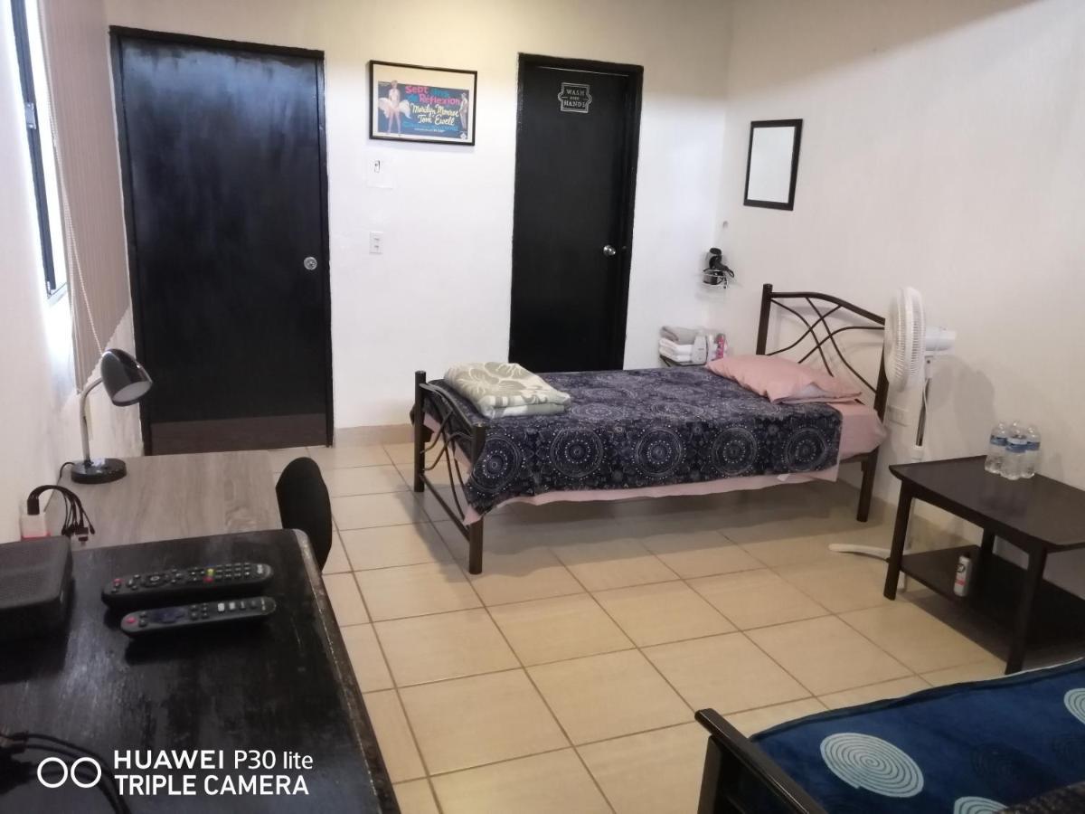 Monchita'S Ensenada Baja, Apartments For Rent. Exterior photo