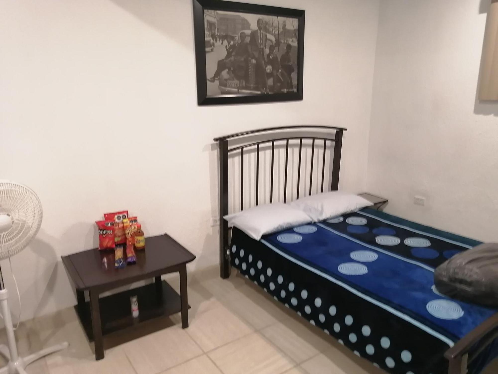 Monchita'S Ensenada Baja, Apartments For Rent. Room photo